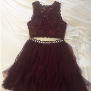 Maroon homecoming/prom/party dress: size 1
